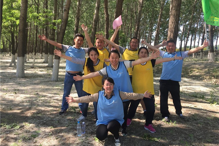 [黑龍?zhí)毒皡^(qū)]+旅游團(tuán)建一日活動