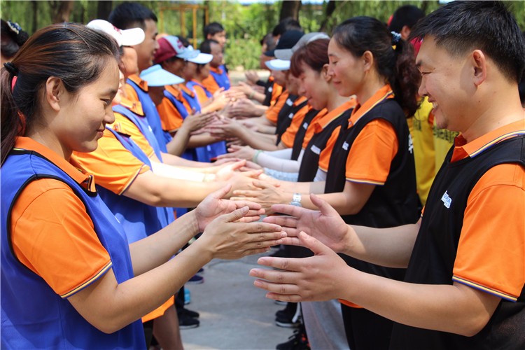 [上海華博生態(tài)拓展基地]+戰(zhàn)狼特訓(xùn)一日拓展活動(dòng)