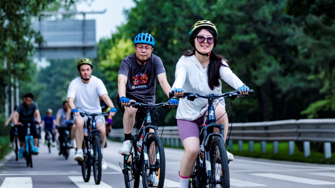 「騎行雁棲湖，凝聚團(tuán)隊(duì)力！」 一日騎行團(tuán)建，挑戰(zhàn)與美景同行！
