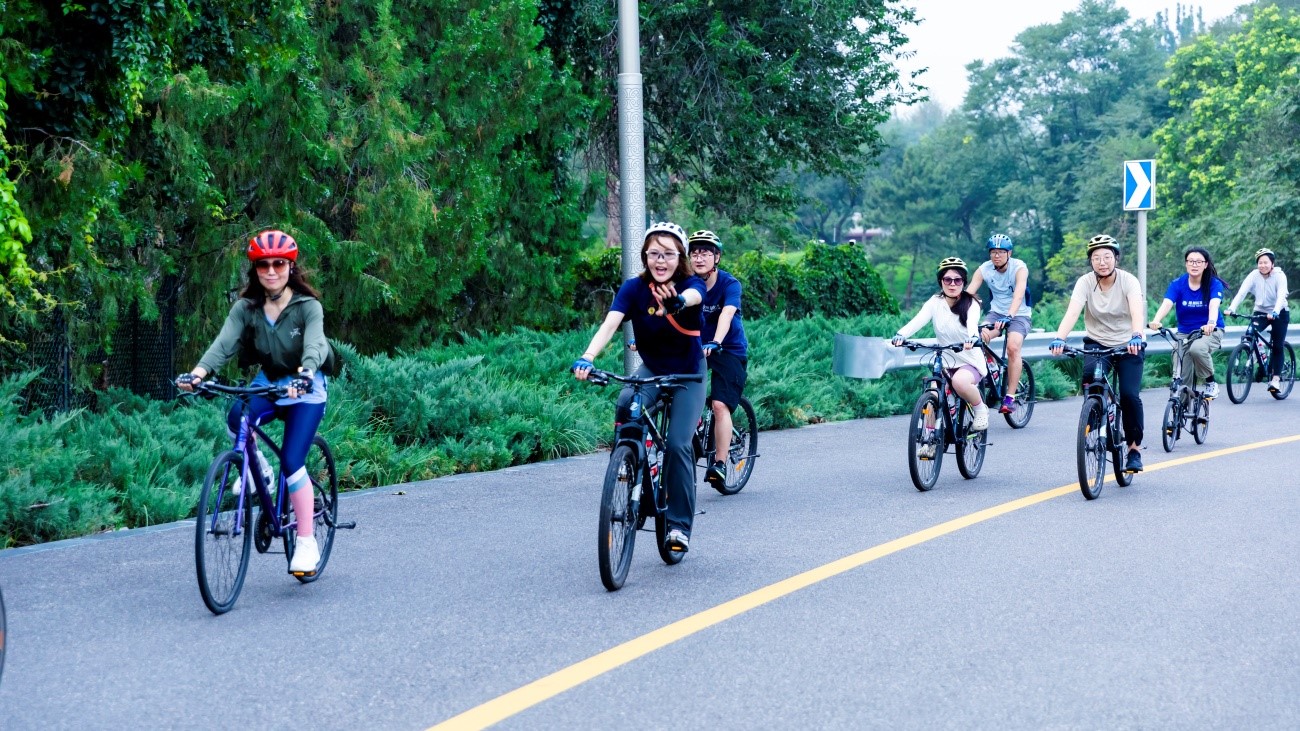 「騎行雁棲湖，凝聚團(tuán)隊(duì)力！」 一日騎行團(tuán)建，挑戰(zhàn)與美景同行！